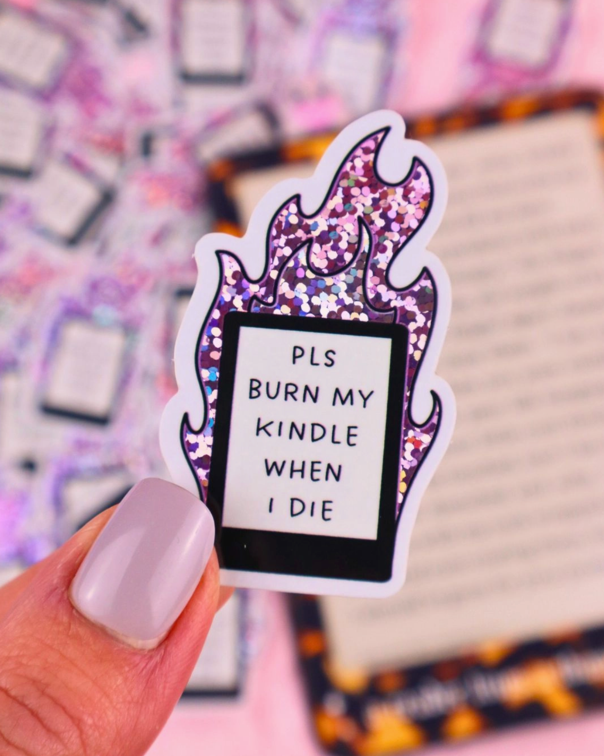 Vinyl sticker - Pls burn my kindle when I die