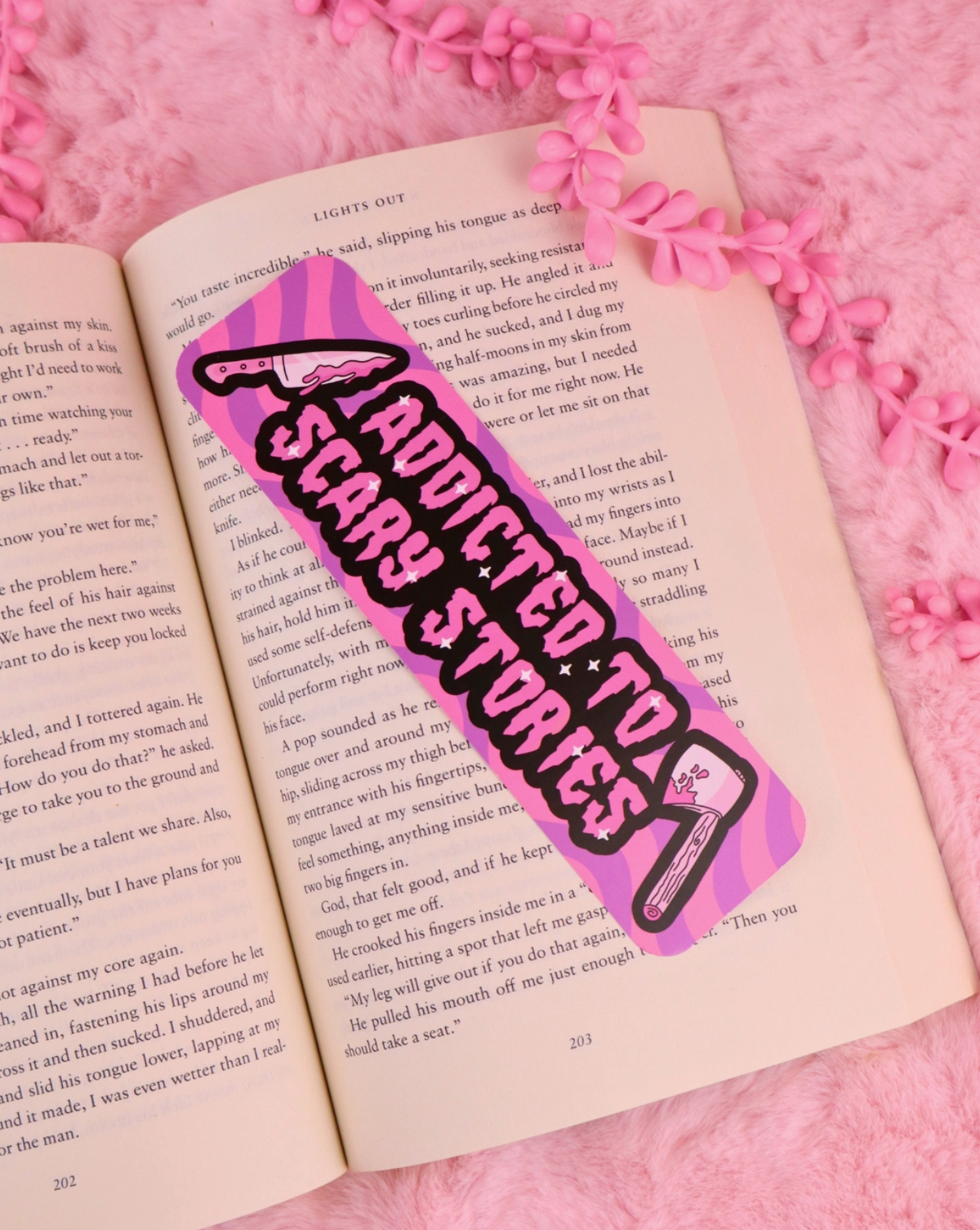 Pappersbokmärke - Addicted to scary stories