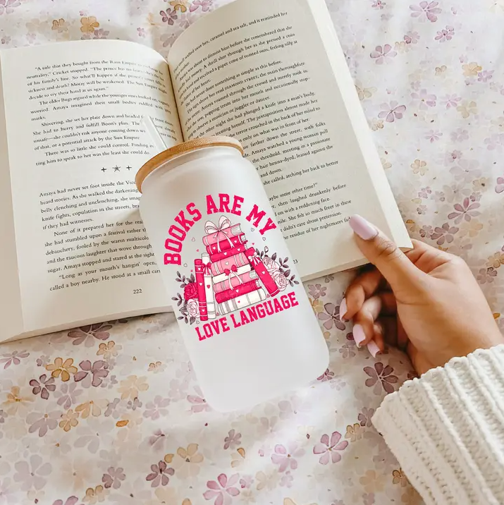 Glas - Books are my love language